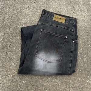 Luxe Men's Dark Gray Relaxed Jeans